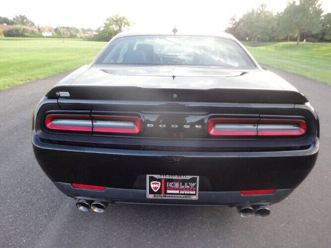 2015 Dodge Challenger R/T Plus