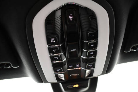 2023 Porsche Macan S