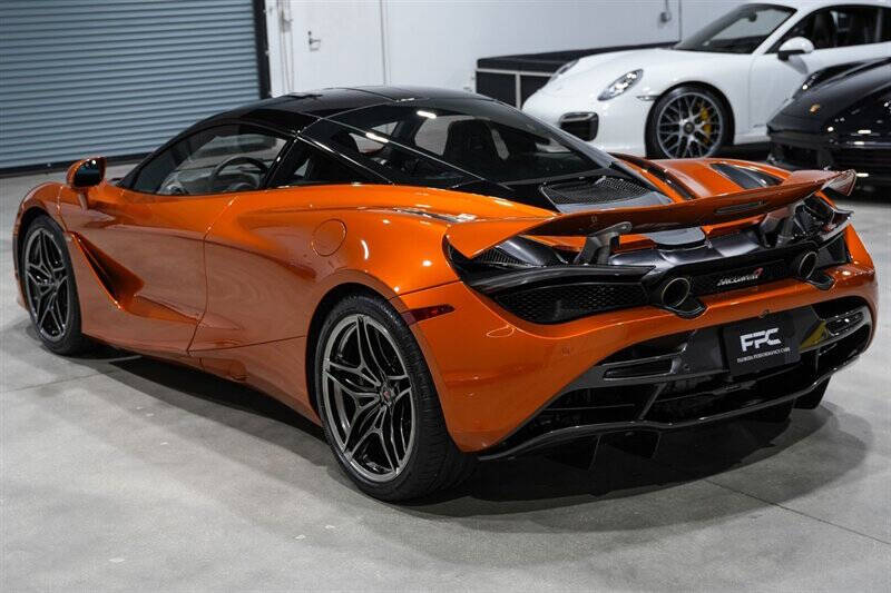 2018 McLaren 720S Luxury