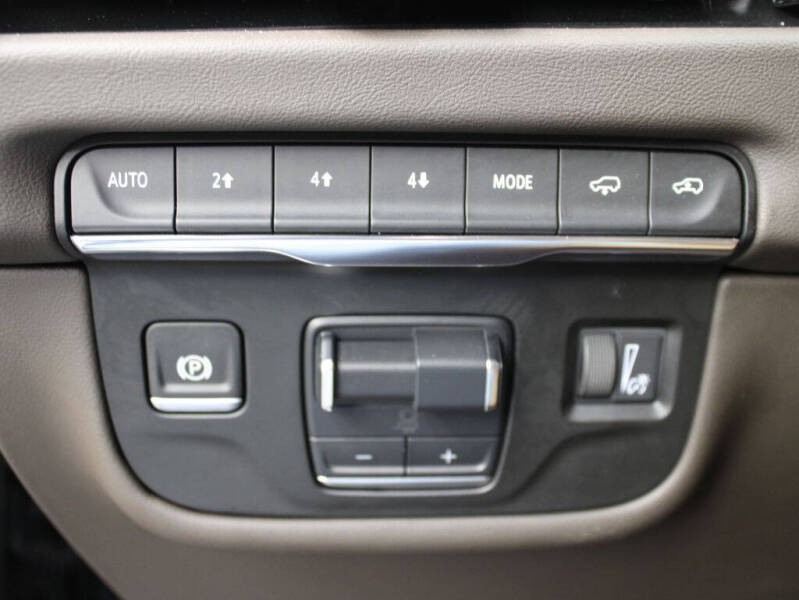 2025 Cadillac Escalade Premium Luxury