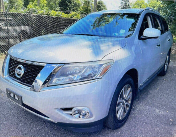 2013 Nissan Pathfinder for sale at Northeast Leasing in Plainfield, NJ