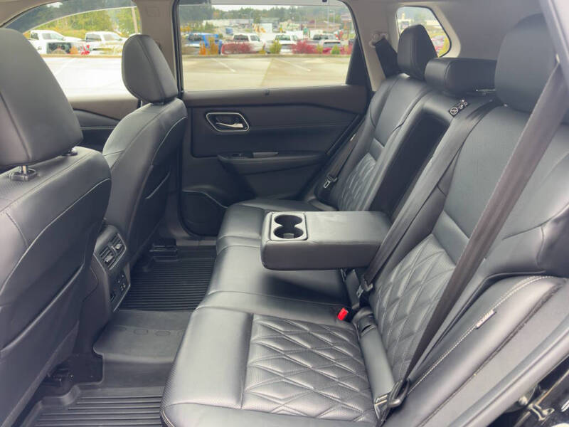 2021 Nissan Rogue Platinum