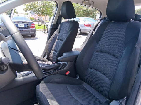 2015 Mazda MAZDA3 i Touring