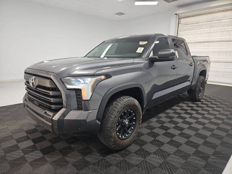 2024 Toyota Tundra SR5's photo