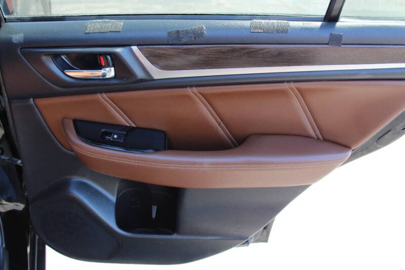 2017 Subaru Outback 3.6R Touring