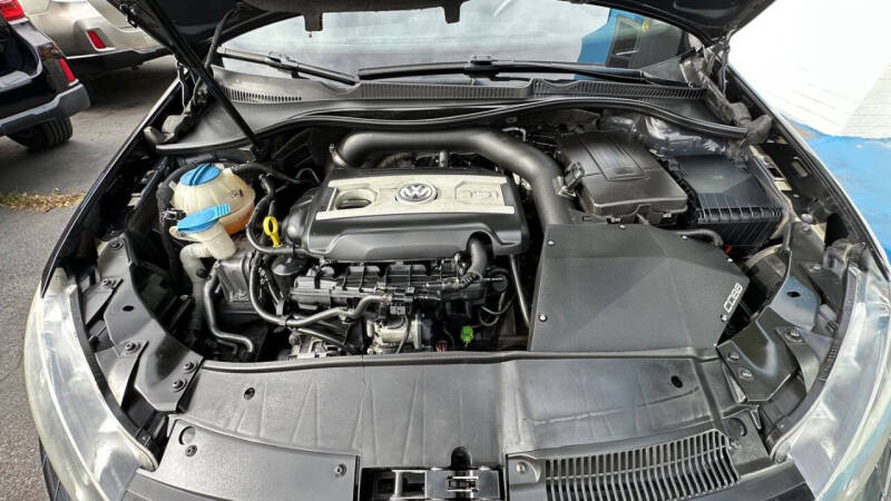 2014 Volkswagen GTI Wolfsburg Edition PZEV