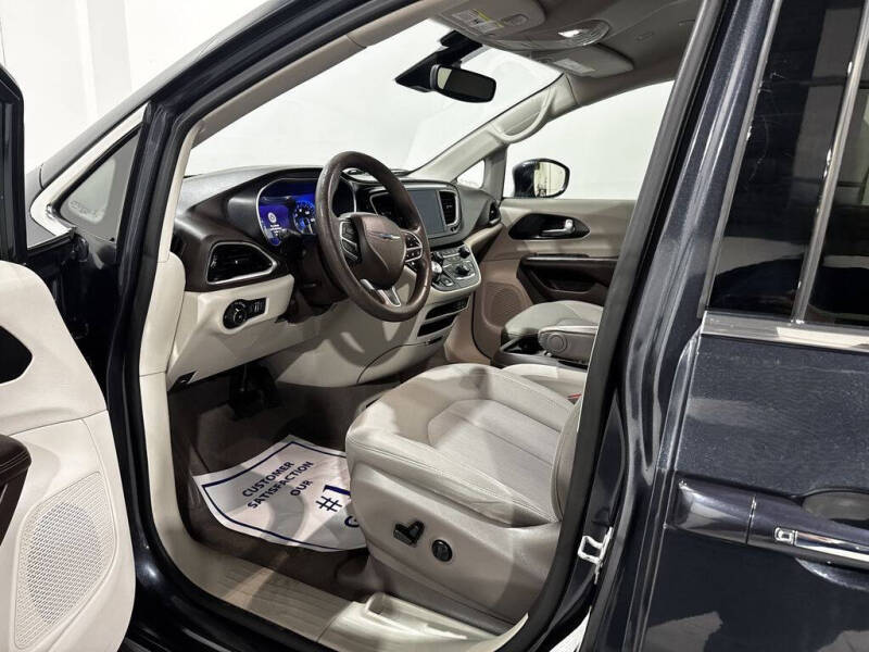 2020 Chrysler Pacifica Touring