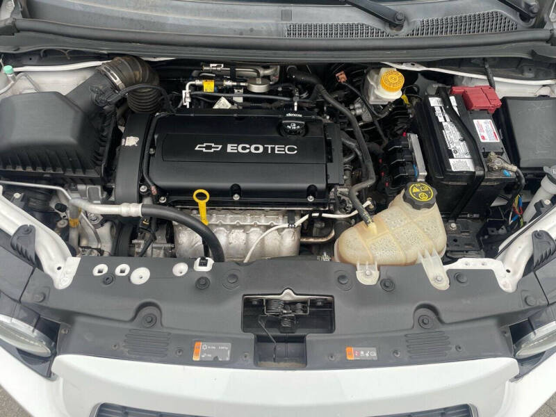 2016 Chevrolet Sonic LT Auto