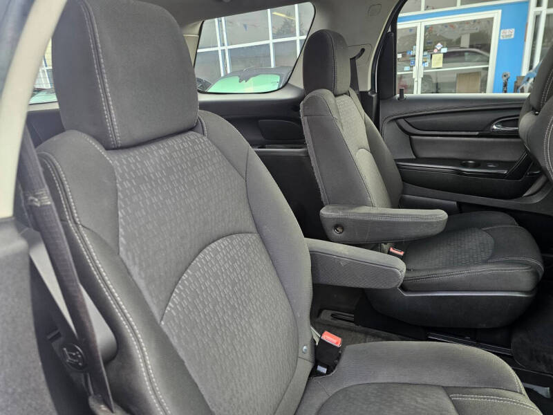 2016 GMC Acadia SLE-2