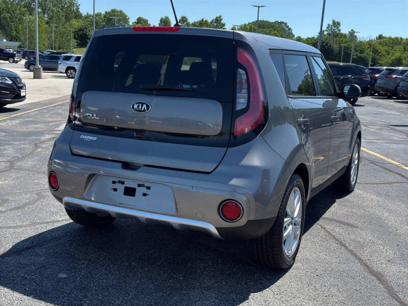2017 Kia Soul +