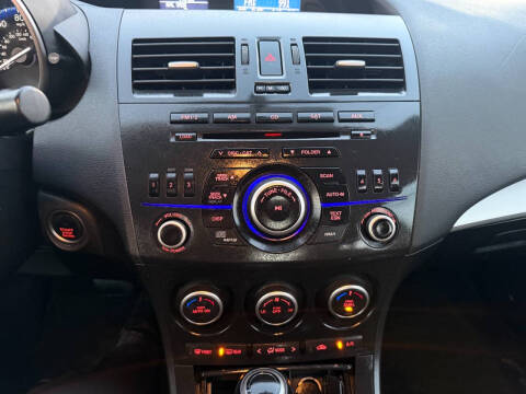 2013 Mazda MAZDA3 i Touring