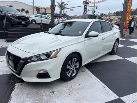 2020 Nissan Altima for sale at AutoDeals in Daly City CA