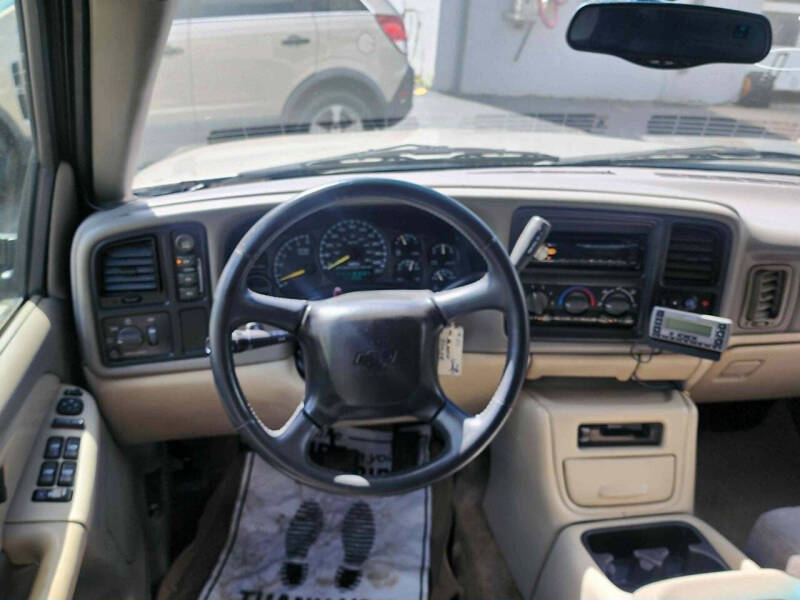 2001 Chevrolet Suburban 1500 LS