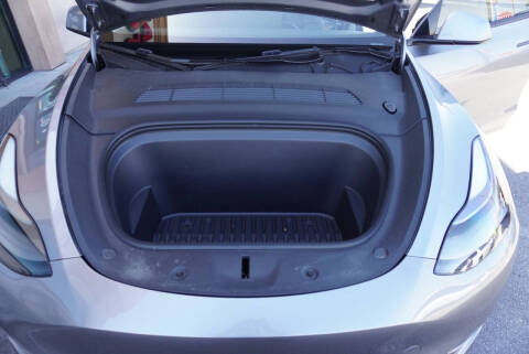 2024 Tesla Model Y Performance