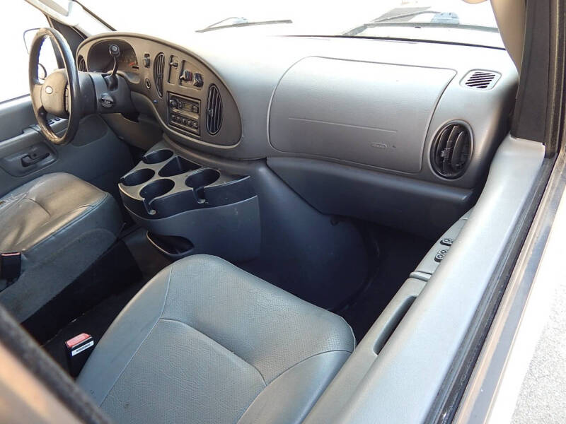 2007 Ford E-Series E-250