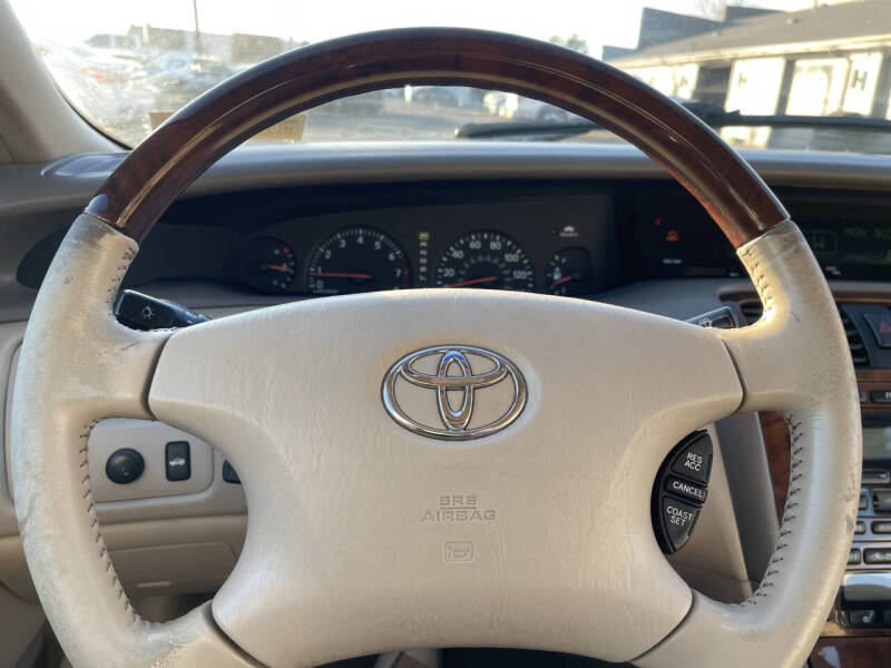 2003 Toyota Avalon XL