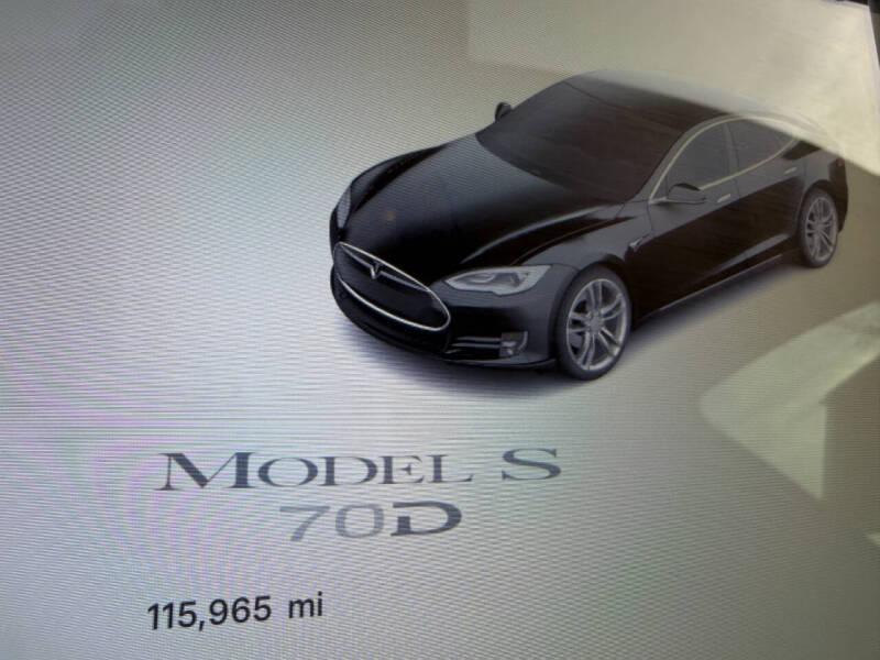 2015 Tesla Model S 70D