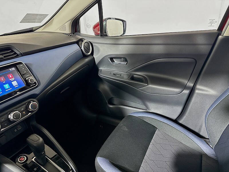 2025 Nissan Versa SV