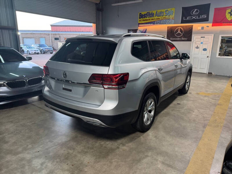 2018 Volkswagen Atlas V6 SE