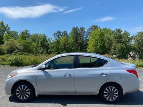 2013 Nissan Versa 1.6 S