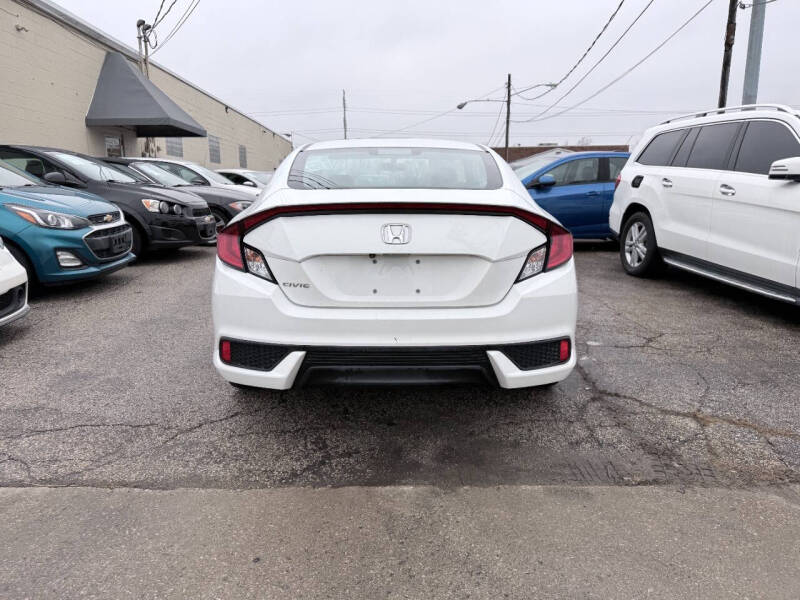 2017 Honda Civic LX-P