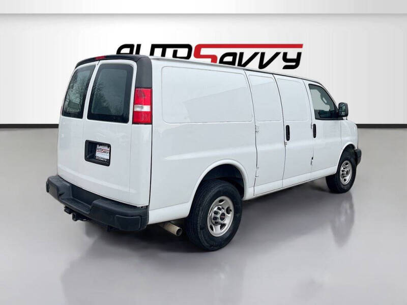 2023 GMC Savana 3500