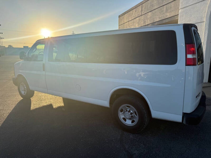 2016 Chevrolet Express LS 3500