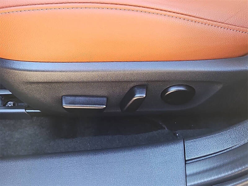 2024 Mazda Mazda3 Hatchback 2.5 Carbon Turbo