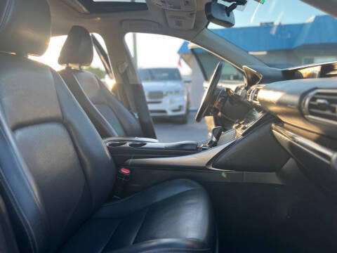 2015 Lexus IS 250 Crafted Line