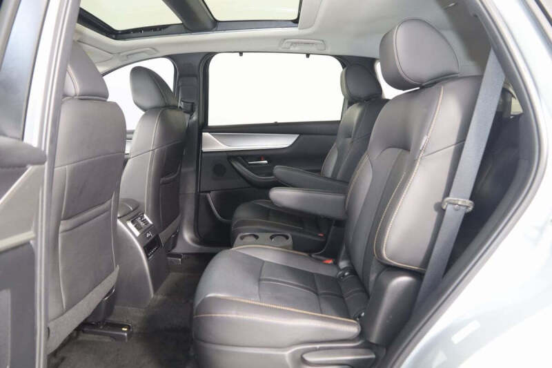 2024 Mazda CX-90 Plug-in Hybrid Premium