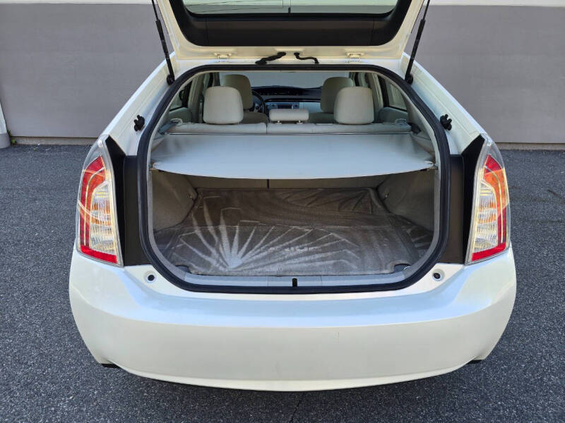 2012 Toyota Prius Three