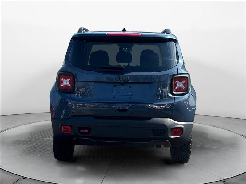 2021 Jeep Renegade Trailhawk
