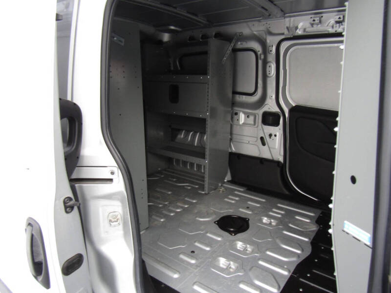 2020 RAM Promaster City Tradesman photo 29