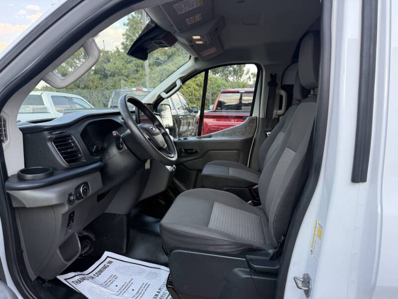 2022 Ford E-Transit 350