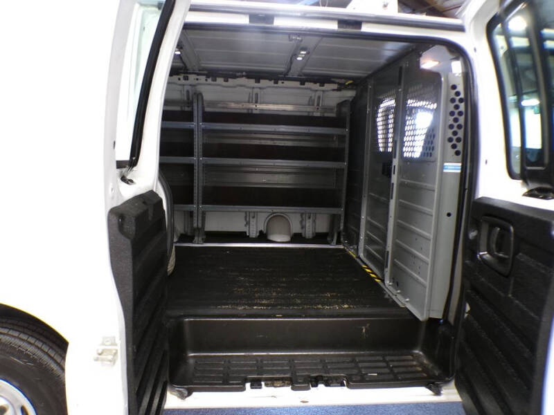 2017 Chevrolet Express 2500