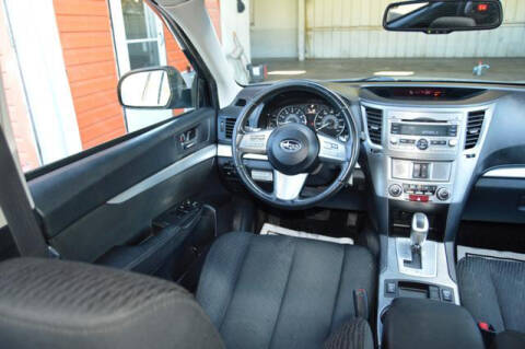 2010 Subaru Outback 2.5i Premium