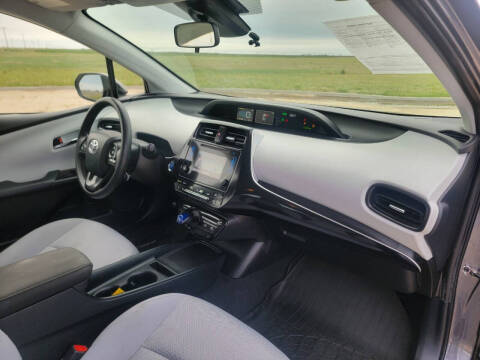 2019 Toyota Prius LE AWD-e