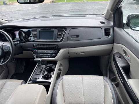 2017 Kia Sedona EX
