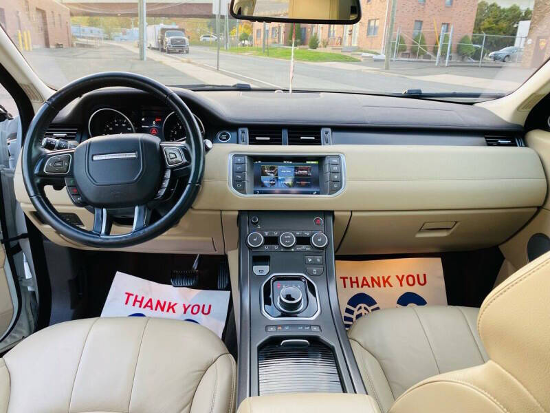 2018 Land Rover Range Rover Evoque SE Premium