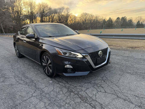 2019 Nissan Altima for sale at ELIAS AUTO SALES in Allentown PA
