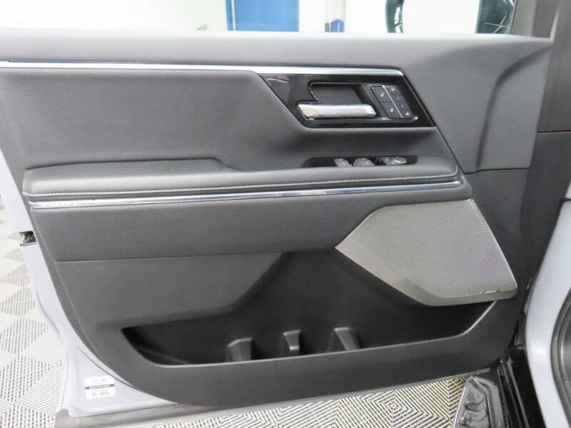 2025 GMC Sierra EV Denali