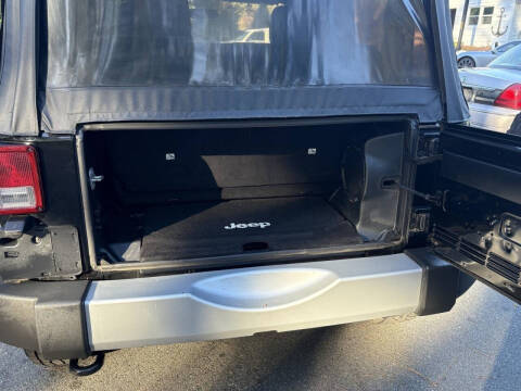 2012 Jeep Wrangler Sahara