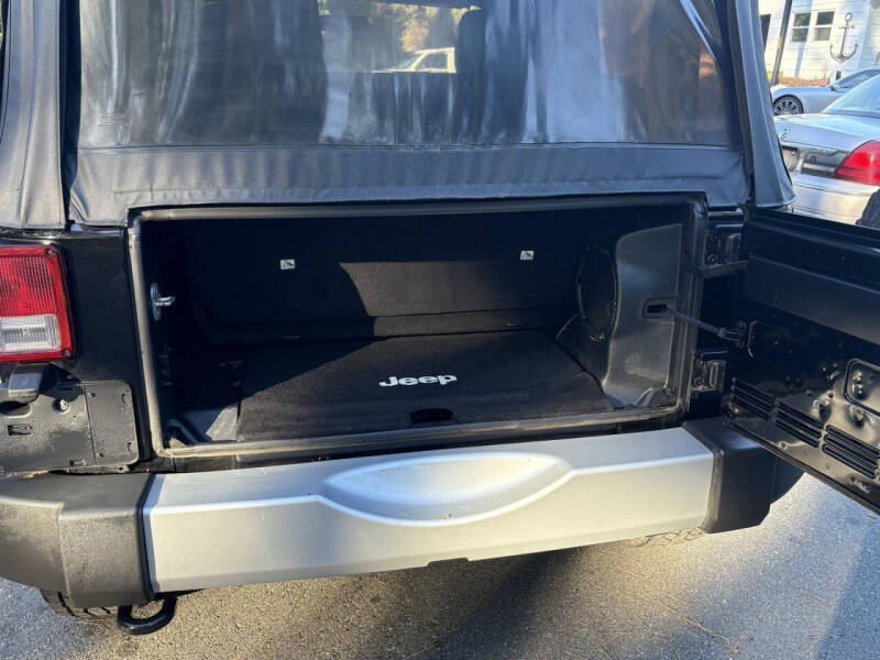 2012 Jeep Wrangler Sahara