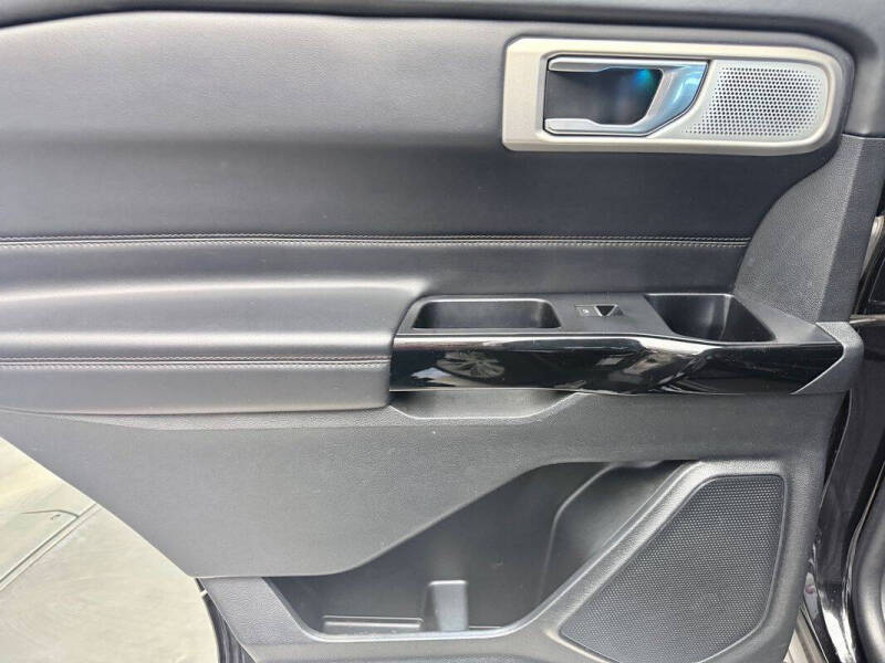 2022 Ford Explorer Platinum