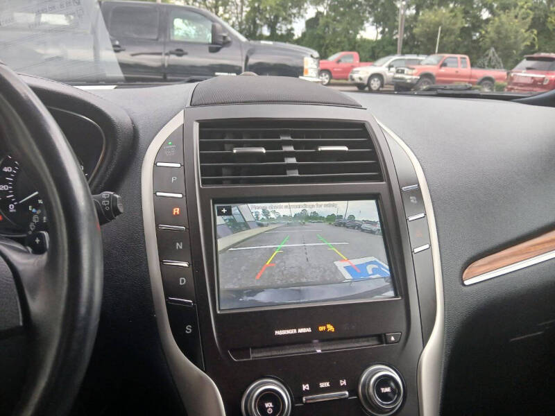 2019 Lincoln MKC Select
