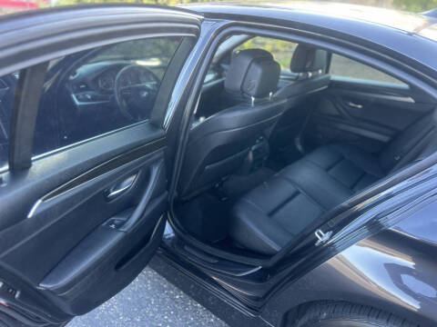 2013 BMW 5 Series 528i