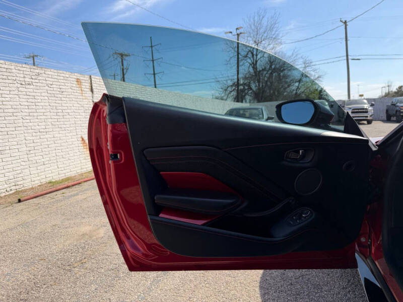 2019 Aston Martin Vantage