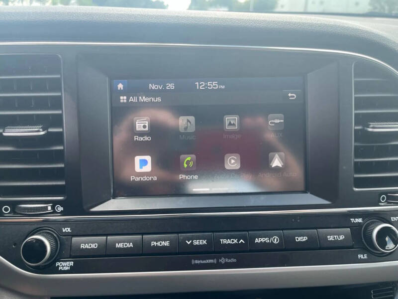 2018 Hyundai Elantra