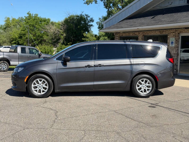2017 Chrysler Pacifica Touring