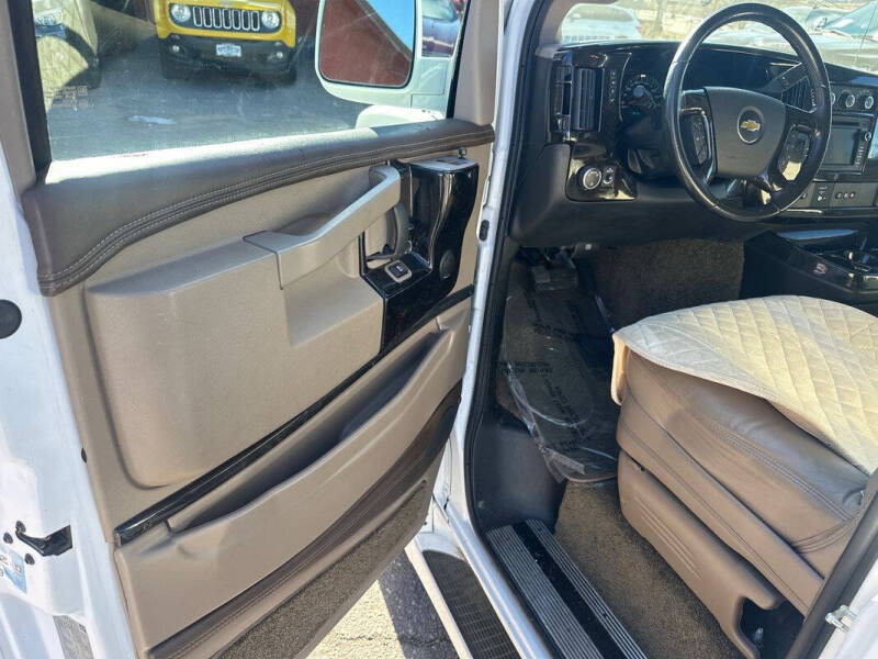 2016 Chevrolet Express 2500